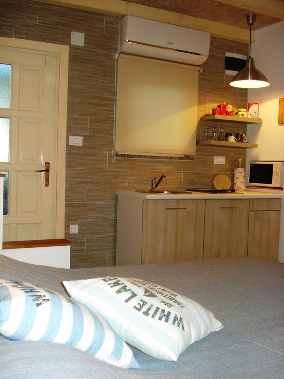 Studio Apartment Md Roc Luaran gambar