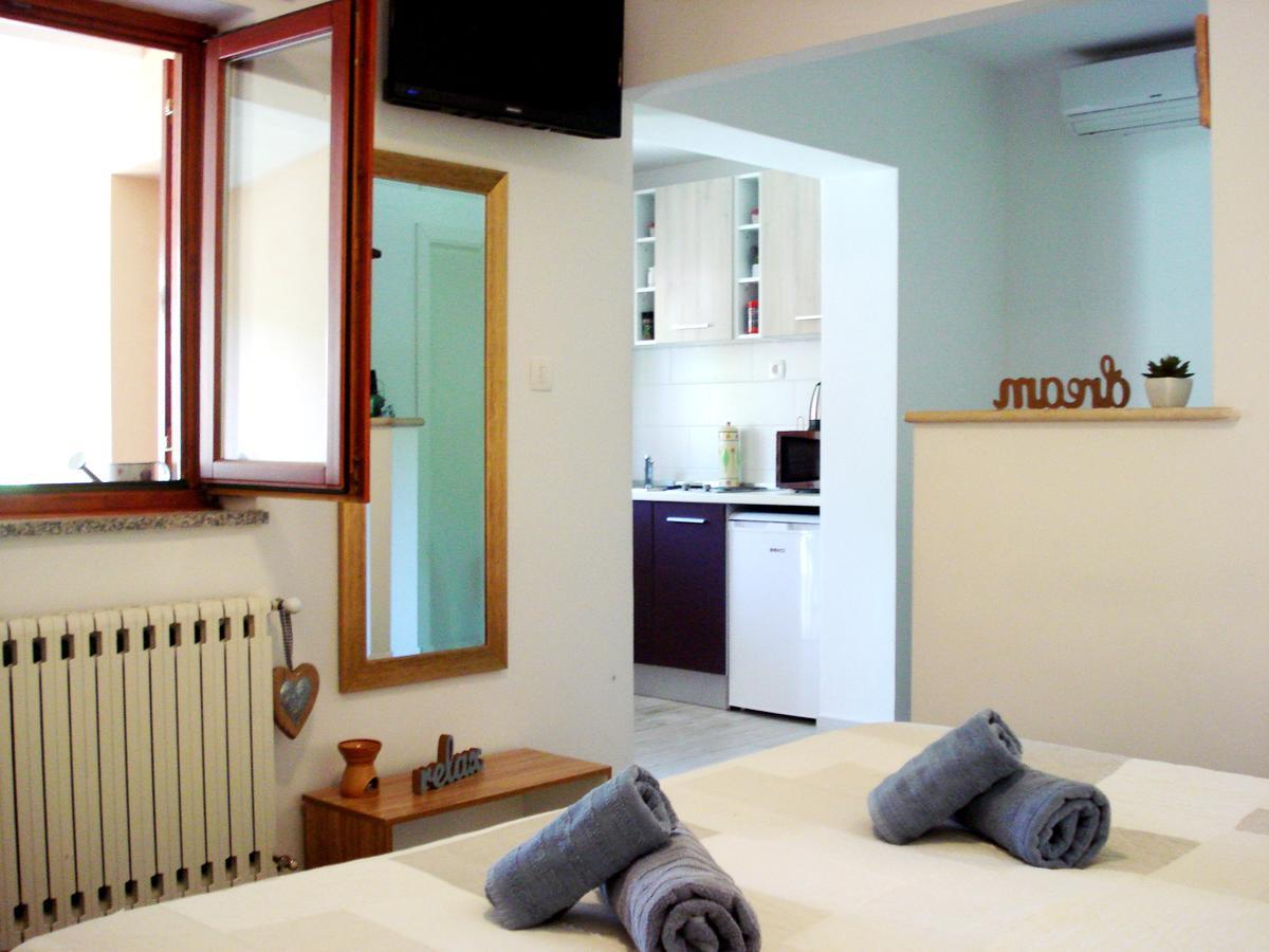 Studio Apartment Md Roc Luaran gambar