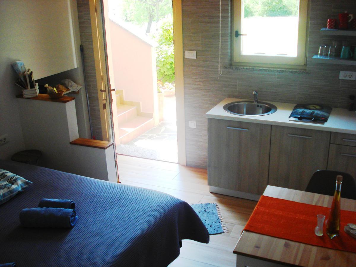 Studio Apartment Md Roc Luaran gambar